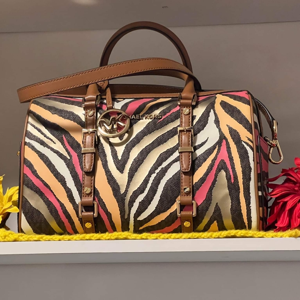 Michael Kors handbag purse